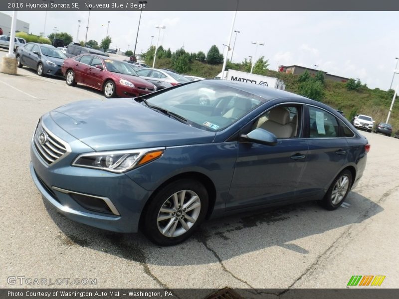 Nouveau Blue / Beige 2016 Hyundai Sonata SE