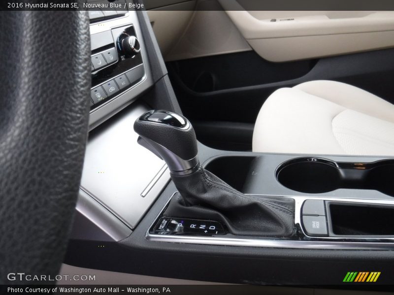 Nouveau Blue / Beige 2016 Hyundai Sonata SE