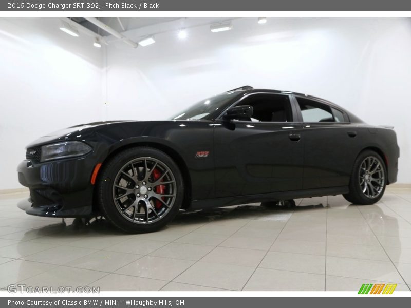 Pitch Black / Black 2016 Dodge Charger SRT 392