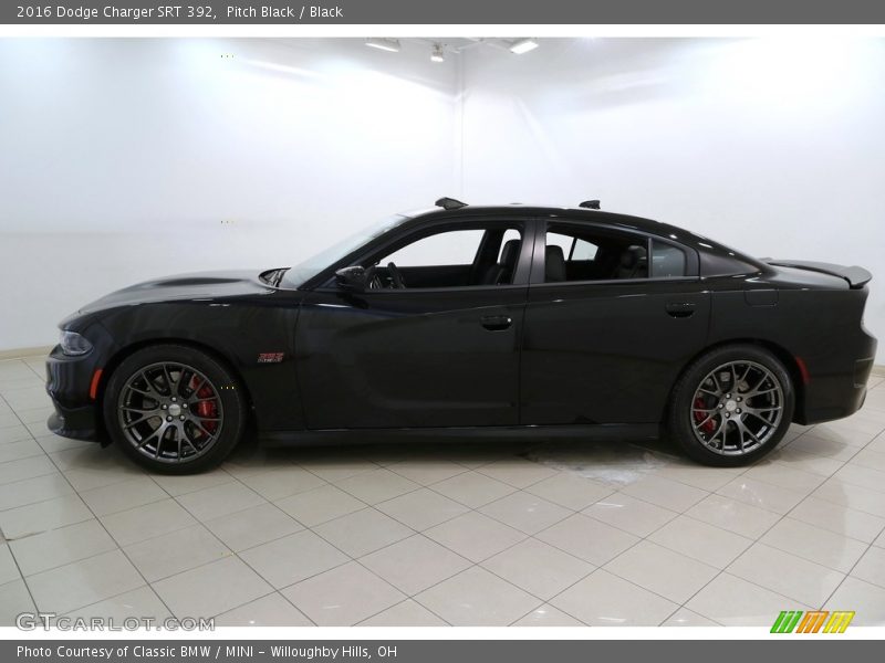 Pitch Black / Black 2016 Dodge Charger SRT 392