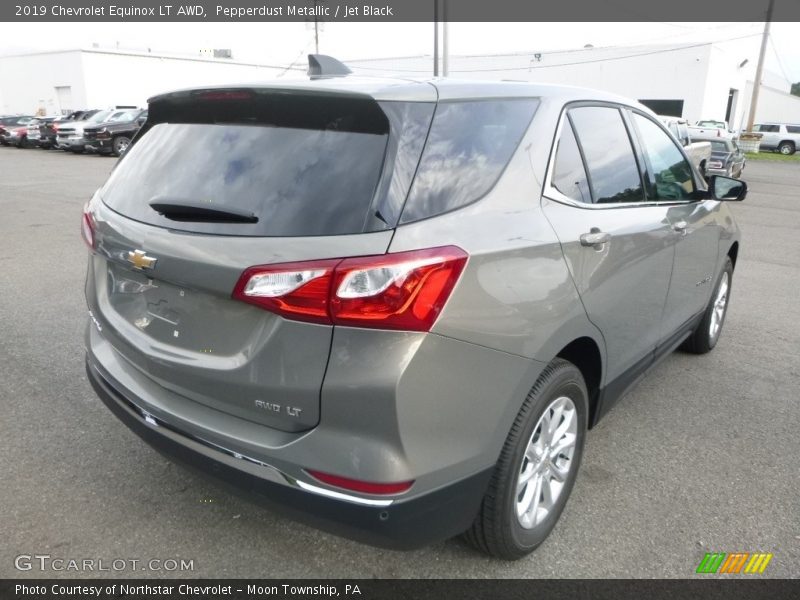 Pepperdust Metallic / Jet Black 2019 Chevrolet Equinox LT AWD