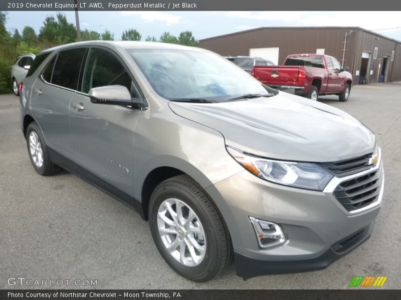 Pepperdust Metallic / Jet Black 2019 Chevrolet Equinox LT AWD