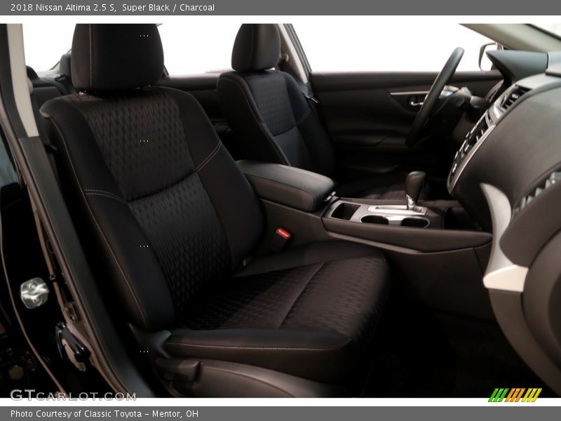Super Black / Charcoal 2018 Nissan Altima 2.5 S