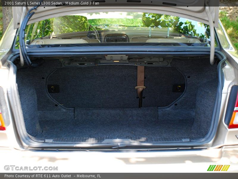 Medium Gold / Tan 2001 Saturn L Series L300 Sedan