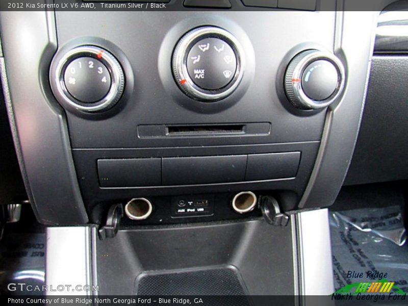 Titanium Silver / Black 2012 Kia Sorento LX V6 AWD