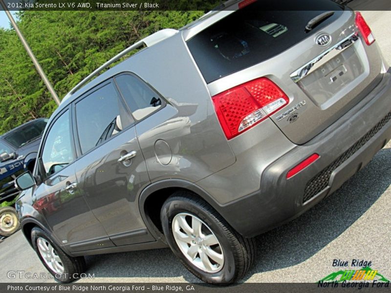 Titanium Silver / Black 2012 Kia Sorento LX V6 AWD
