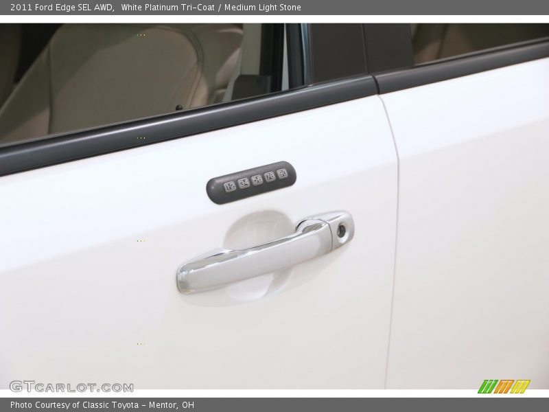 White Platinum Tri-Coat / Medium Light Stone 2011 Ford Edge SEL AWD