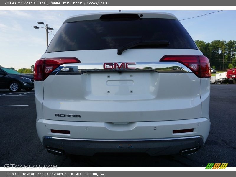 White Frost Tricoat / Cocoa/Shale 2019 GMC Acadia Denali