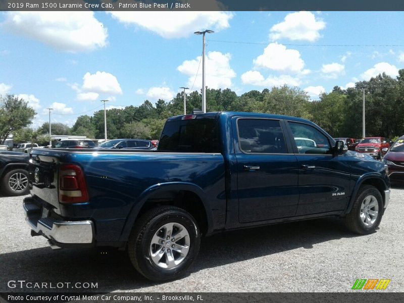 Patriot Blue Pearl / Black 2019 Ram 1500 Laramie Crew Cab