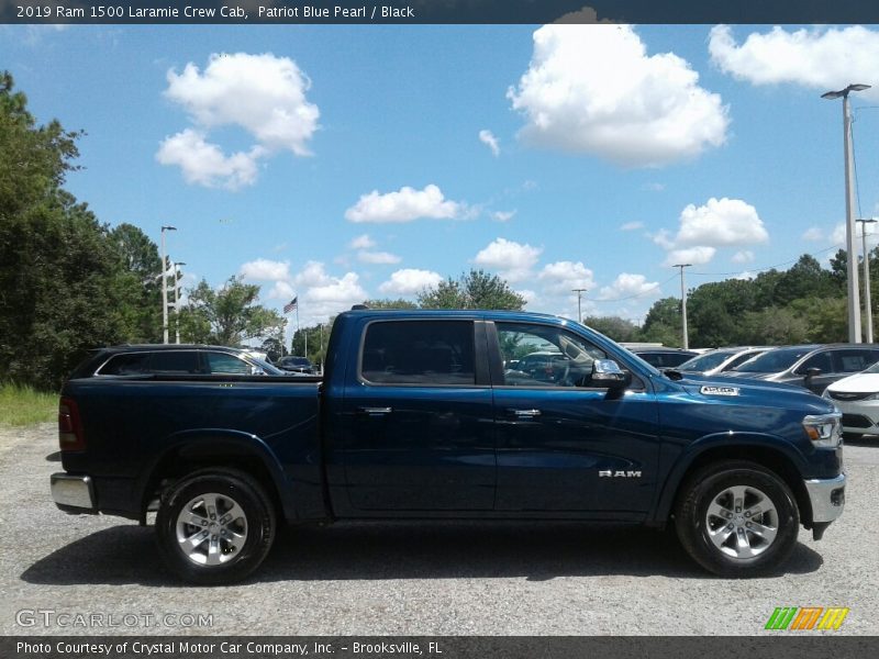 Patriot Blue Pearl / Black 2019 Ram 1500 Laramie Crew Cab