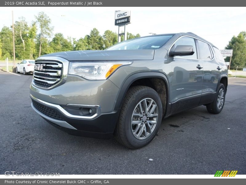 Pepperdust Metallic / Jet Black 2019 GMC Acadia SLE