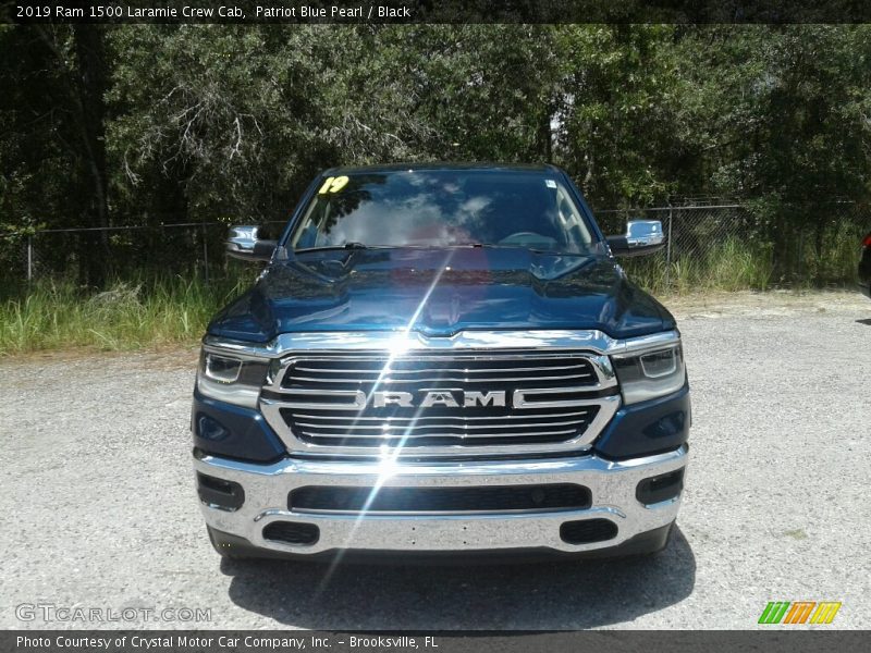 Patriot Blue Pearl / Black 2019 Ram 1500 Laramie Crew Cab
