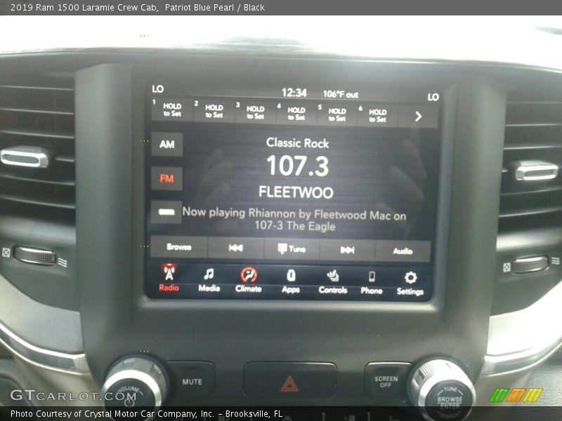 Patriot Blue Pearl / Black 2019 Ram 1500 Laramie Crew Cab