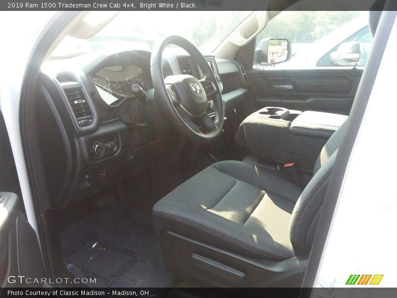Bright White / Black 2019 Ram 1500 Tradesman Crew Cab 4x4