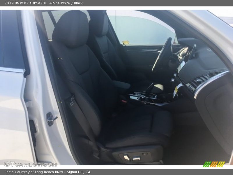 Alpine White / Black 2019 BMW X3 sDrive30i