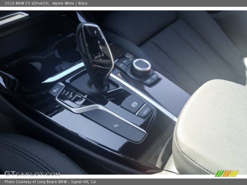 Alpine White / Black 2019 BMW X3 sDrive30i