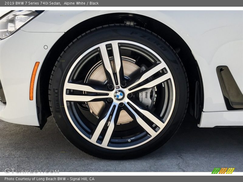 Alpine White / Black 2019 BMW 7 Series 740i Sedan