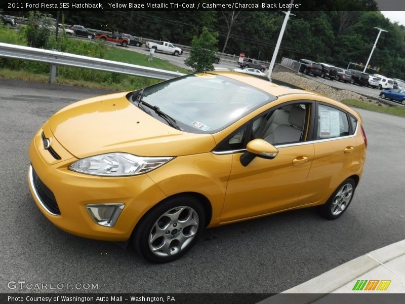 Yellow Blaze Metallic Tri-Coat / Cashmere/Charcoal Black Leather 2011 Ford Fiesta SES Hatchback