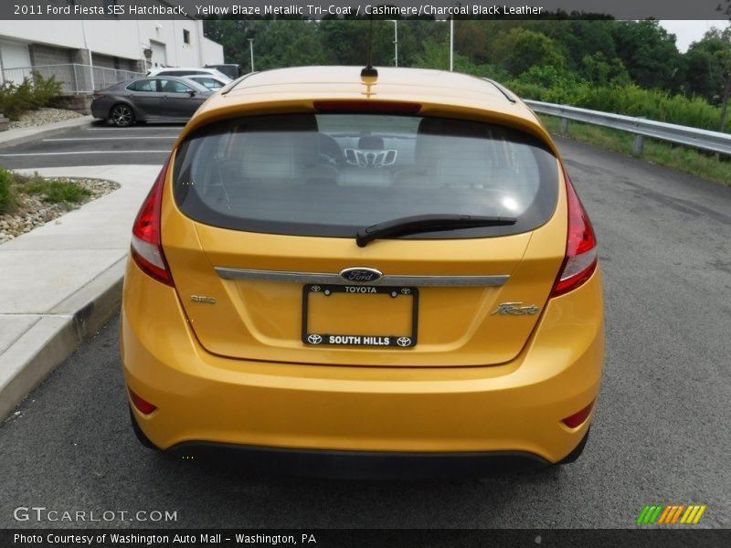 Yellow Blaze Metallic Tri-Coat / Cashmere/Charcoal Black Leather 2011 Ford Fiesta SES Hatchback