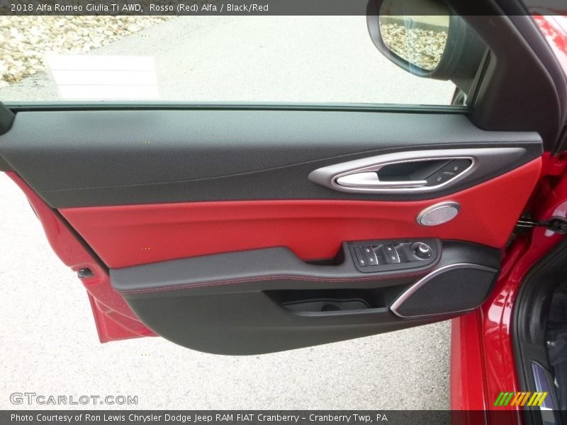 Rosso (Red) Alfa / Black/Red 2018 Alfa Romeo Giulia Ti AWD