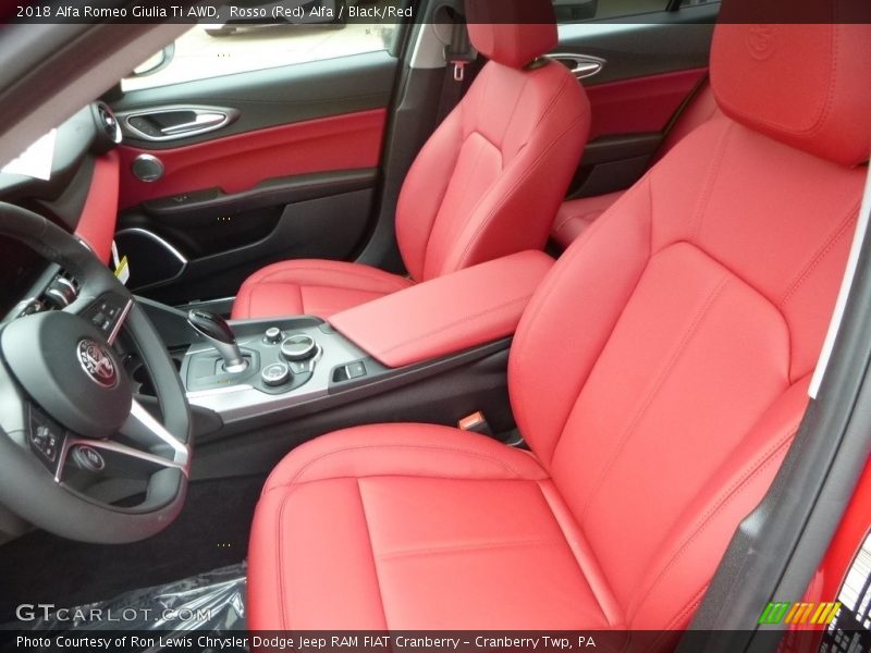 Rosso (Red) Alfa / Black/Red 2018 Alfa Romeo Giulia Ti AWD