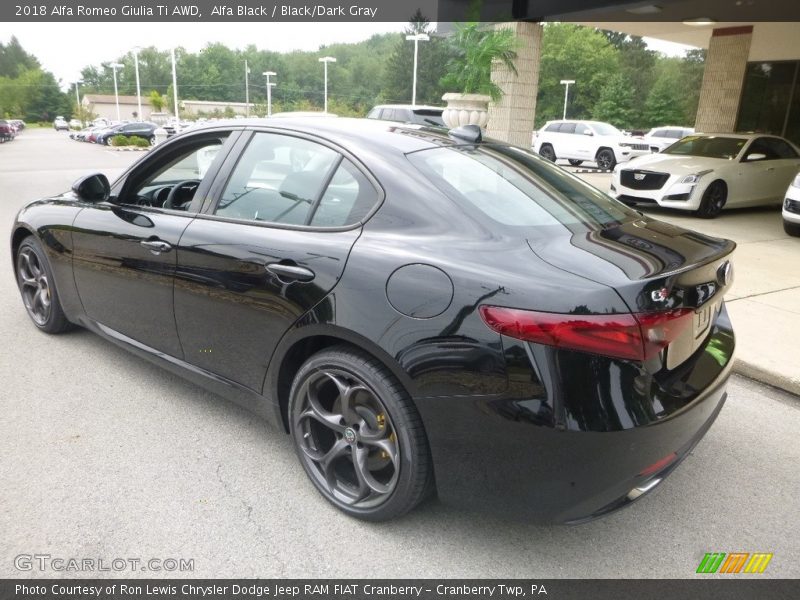 Alfa Black / Black/Dark Gray 2018 Alfa Romeo Giulia Ti AWD