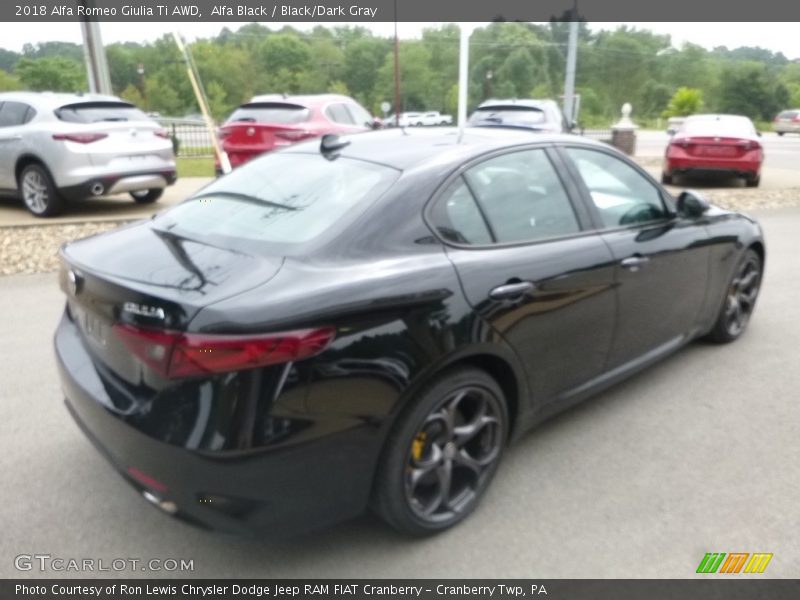 Alfa Black / Black/Dark Gray 2018 Alfa Romeo Giulia Ti AWD
