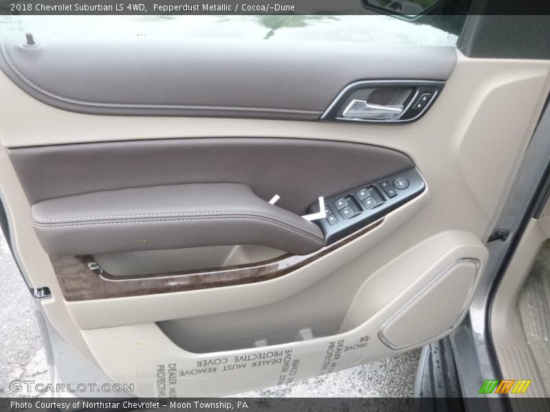 Pepperdust Metallic / Cocoa/­Dune 2018 Chevrolet Suburban LS 4WD