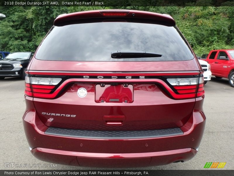 Octane Red Pearl / Black 2018 Dodge Durango SXT AWD
