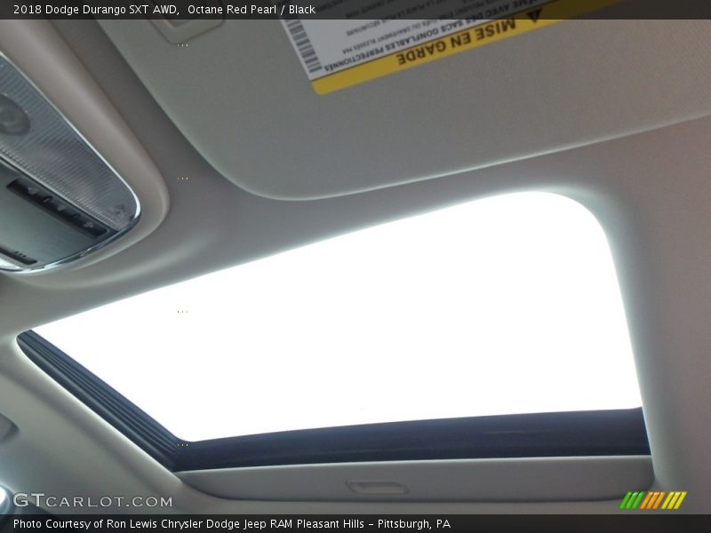 Octane Red Pearl / Black 2018 Dodge Durango SXT AWD