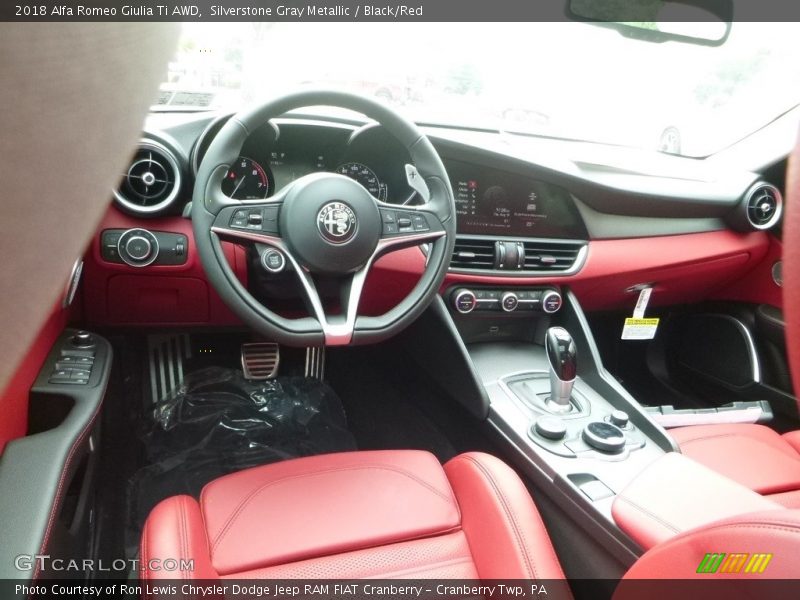 Silverstone Gray Metallic / Black/Red 2018 Alfa Romeo Giulia Ti AWD