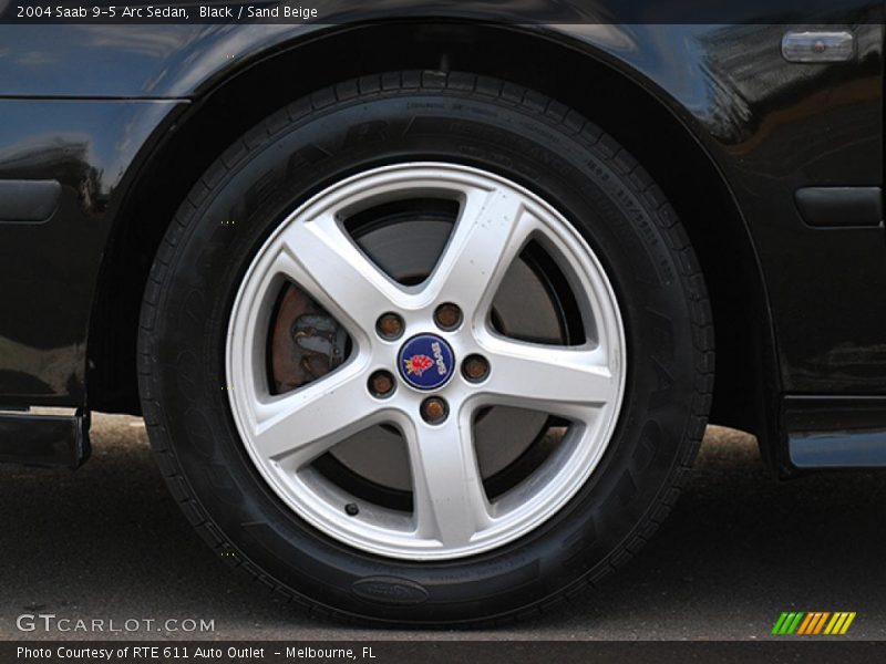 Black / Sand Beige 2004 Saab 9-5 Arc Sedan