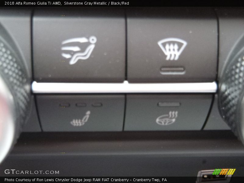 Silverstone Gray Metallic / Black/Red 2018 Alfa Romeo Giulia Ti AWD