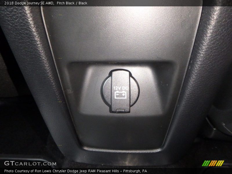 Pitch Black / Black 2018 Dodge Journey SE AWD