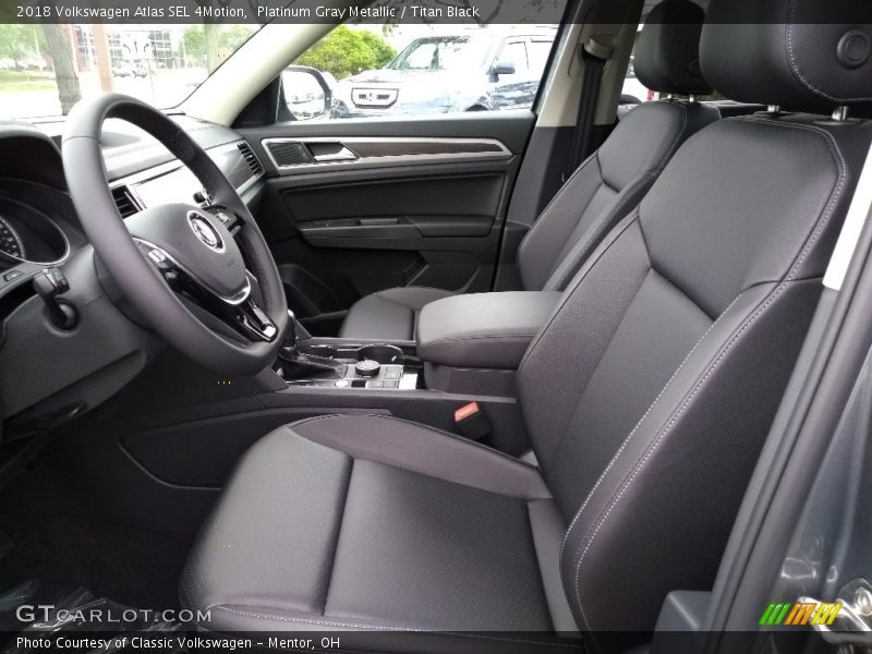 Platinum Gray Metallic / Titan Black 2018 Volkswagen Atlas SEL 4Motion