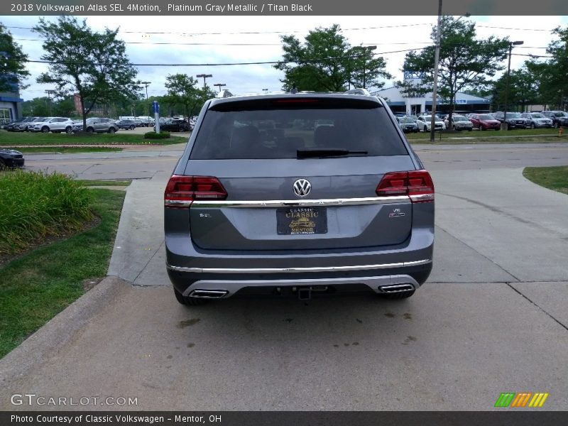 Platinum Gray Metallic / Titan Black 2018 Volkswagen Atlas SEL 4Motion