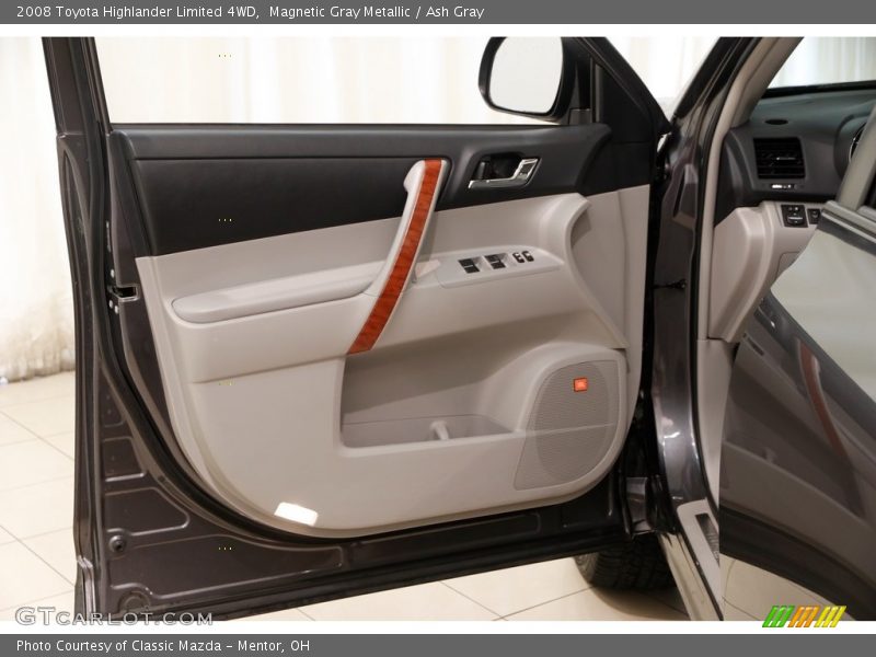 Magnetic Gray Metallic / Ash Gray 2008 Toyota Highlander Limited 4WD