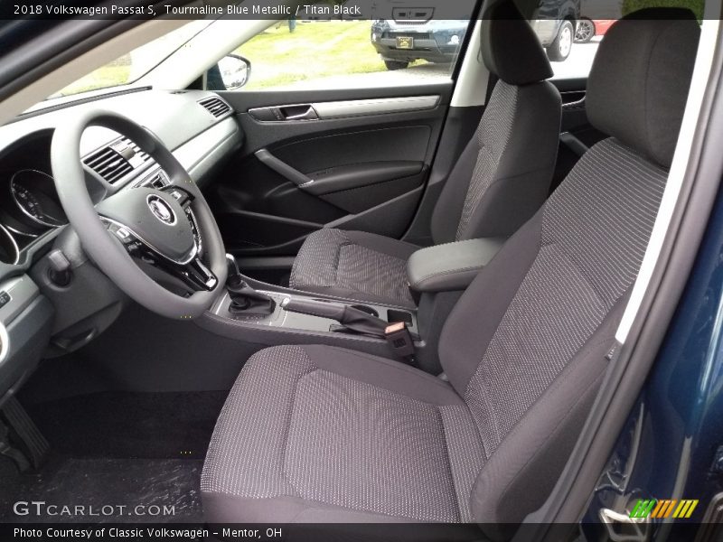 Tourmaline Blue Metallic / Titan Black 2018 Volkswagen Passat S