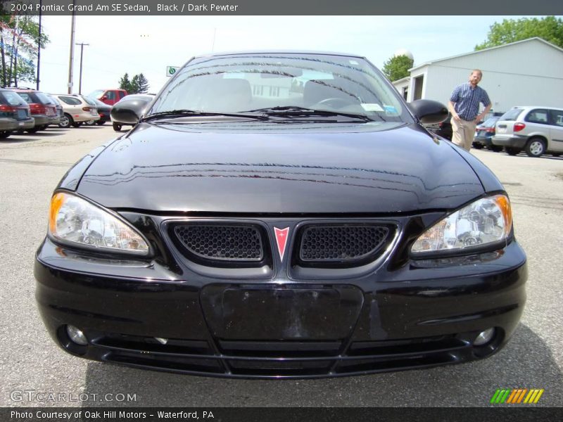 Black / Dark Pewter 2004 Pontiac Grand Am SE Sedan