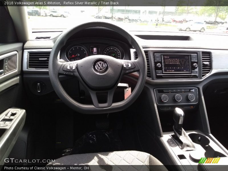 Reflex Silver Metallic / Titan Black 2018 Volkswagen Atlas S 4Motion