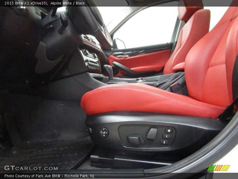 Alpine White / Black 2015 BMW X1 xDrive35i