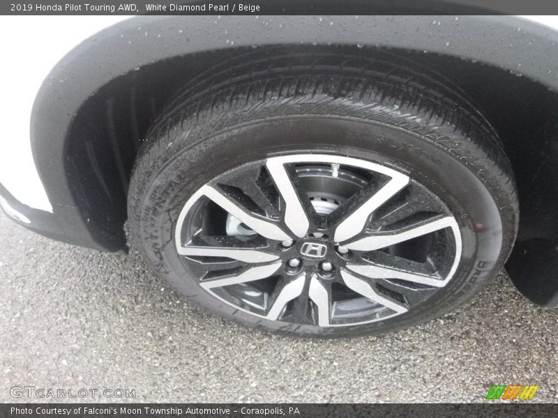  2019 Pilot Touring AWD Wheel