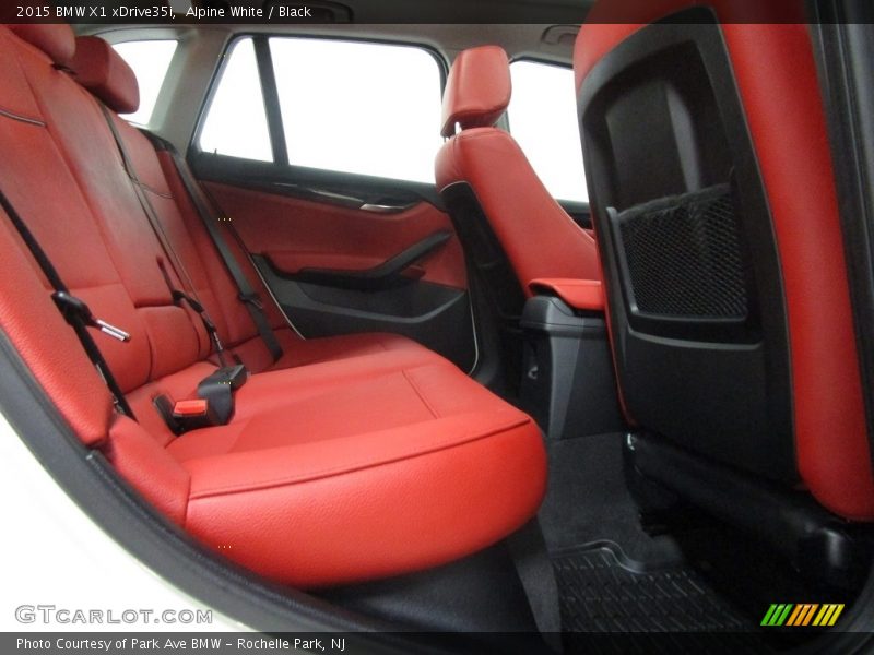 Alpine White / Black 2015 BMW X1 xDrive35i