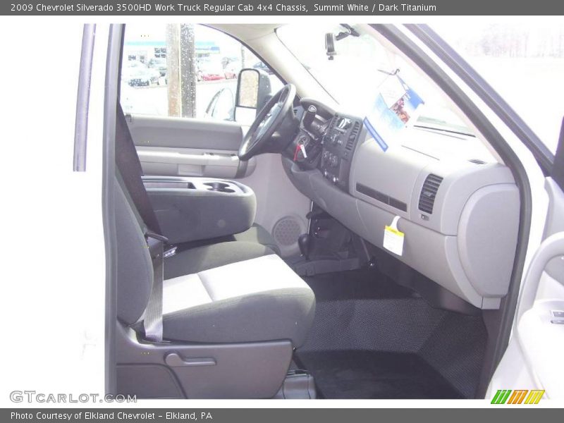 Summit White / Dark Titanium 2009 Chevrolet Silverado 3500HD Work Truck Regular Cab 4x4 Chassis