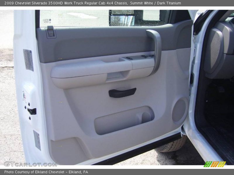 Summit White / Dark Titanium 2009 Chevrolet Silverado 3500HD Work Truck Regular Cab 4x4 Chassis