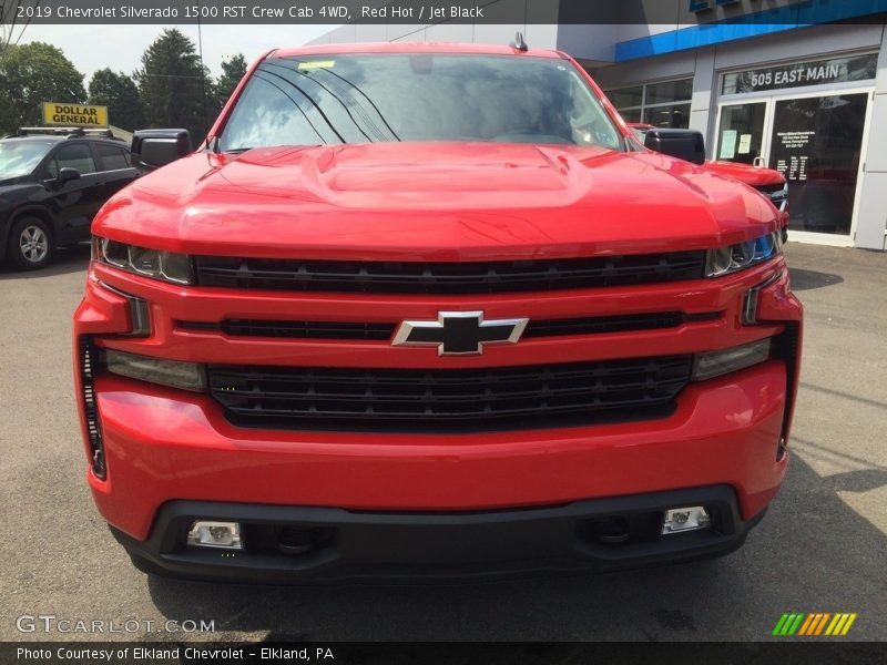 Red Hot / Jet Black 2019 Chevrolet Silverado 1500 RST Crew Cab 4WD