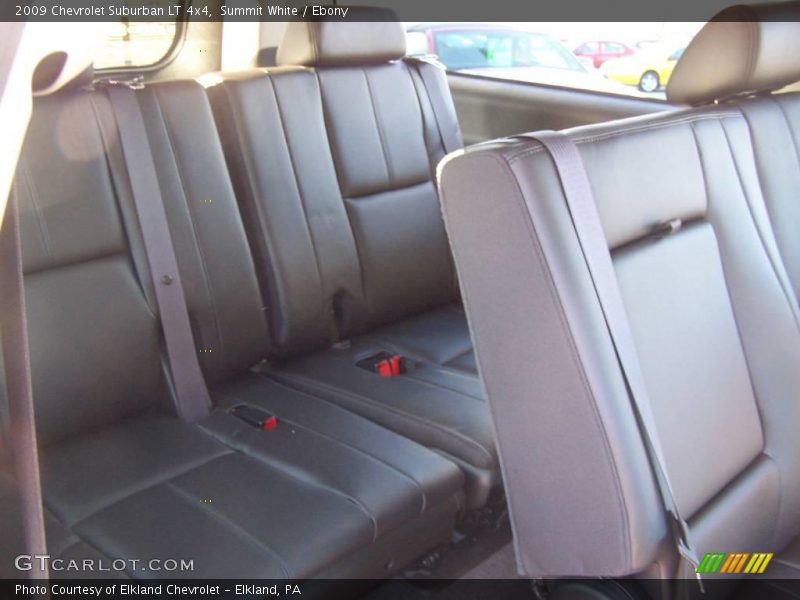 Summit White / Ebony 2009 Chevrolet Suburban LT 4x4
