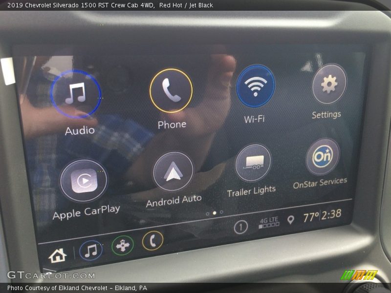 Controls of 2019 Silverado 1500 RST Crew Cab 4WD
