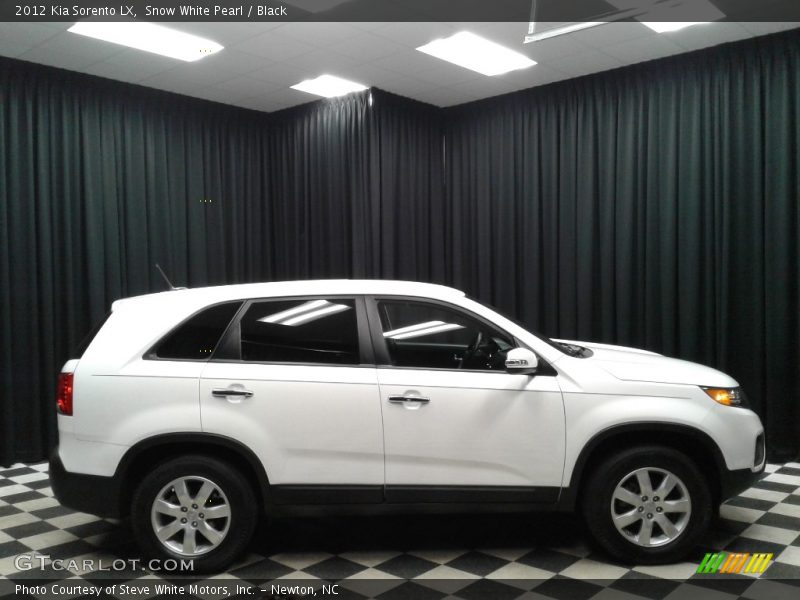 Snow White Pearl / Black 2012 Kia Sorento LX
