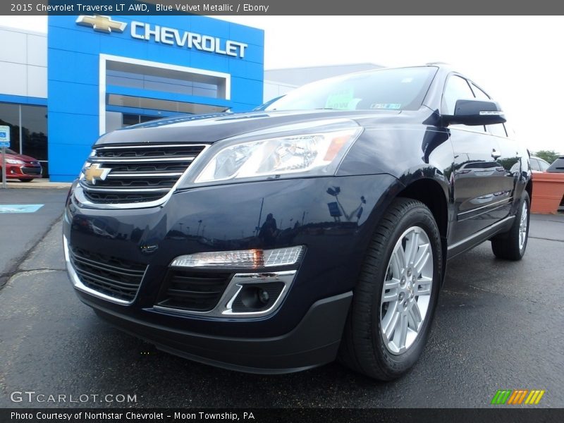 Blue Velvet Metallic / Ebony 2015 Chevrolet Traverse LT AWD